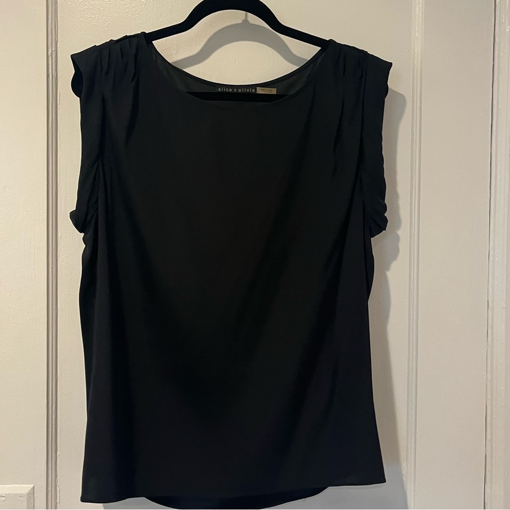 Alice & Olivia Women’s Black Silk Sleeveless Top Work to Night Size L EUC